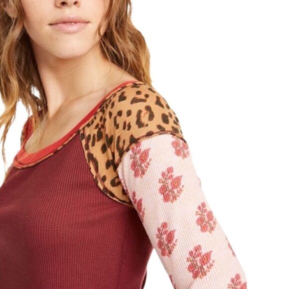 We The Free Women’s Bright Side Knit Mixed Media Thermal Top in the Size XS - Picture 8 of 9